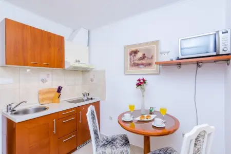 Apartments Nicol - Studio with Terrace, Apartments Nicol - Studio with Terrace - Photo 2