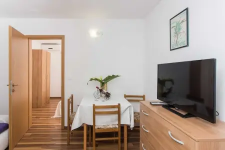Apartments Djurkovic - One-Bedroom Apartment with Shared Terrace and Sea View, Apartments Djurkovic - One-Bedroom Apartment with Shared Terrace and Sea View - Photo 2