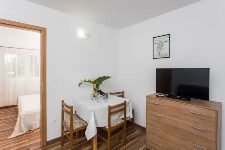 Apartments Djurkovic - One-Bedroom Apartment with Shared Terrace and Sea View, Apartments Djurkovic - One-Bedroom Apartment with Shared Terrace and Sea View - Photo 3