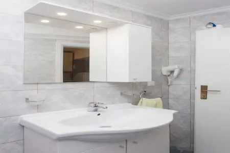 Apartments Djurkovic - One-Bedroom Apartment with Shared Terrace and Sea View, Apartments Djurkovic - One-Bedroom Apartment with Shared Terrace and Sea View - Photo 13