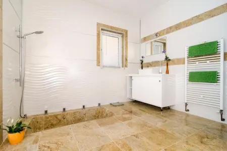 Villa Avoca - Four Bedroom Villa with Swimming Pool, Villa Avoca - Four Bedroom Villa with Swimming Pool - Photo 13