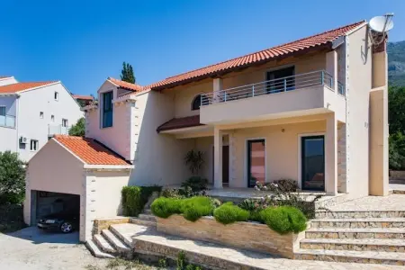 Villa Avoca - Four Bedroom Villa with Swimming Pool, Villa Avoca - Four Bedroom Villa with Swimming Pool - Photo 36