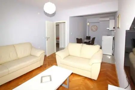 Apartments Dubreta - Two Bedroom Apartment with Balcony, Appartement Dubreta avec balcon - Photo 3