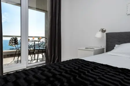 Apartments Villa Capitano - Two Bedroom Apartment with Balcony and Sea View (ŽUTI), Apartments Villa Capitano - Two Bedroom Apartment with Balcony and Sea View (ŽUTI) - Photo 8
