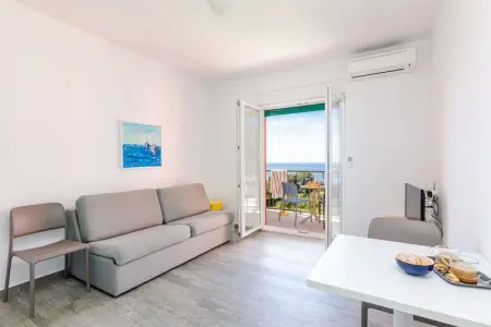 Apartments Villa Lukas - ''No.5'' One-Bedroom Apartment with Balcony and Sea View, Apartments Villa Lukas - ''No.5'' One-Bedroom Apartment with Balcony and Sea View - Photo 2