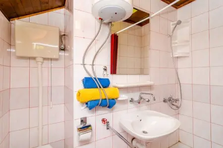Apartments & Rooms Mihajica- Standard Double or Twin Room with Balcony and Sea View, Apartments & Rooms Mihajica- Standard Double or Twin Room with Balcony and Sea View - Photo 9