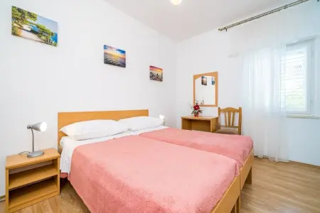 Guest House Villa Nina- Double Room with Garden View (S3 -Supetar), Guest House Villa Nina- Double Room with Garden View (S3 -Supetar) - Photo 1