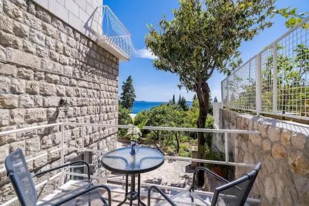 Guest House Villa Nina- Two Bedroom Apartment  with  Terrace and Sea View (Apt67), Guest House Villa Nina- Two Bedroom Apartment  with  Terrace and Sea View (Apt67) - Photo 16