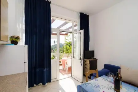 Apartments Mamma Mia- Superior One Bedroom Apartment with Terrace, Apartments Mamma Mia- Superior One Bedroom Apartment with Terrace - Photo 1