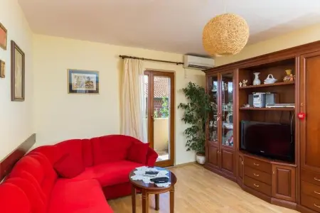 Apartment Jele - Two Bedroom Apartment with Balcony and Garden View, Apartment Jele - Two Bedroom Apartment with Balcony and Garden View - Photo 3