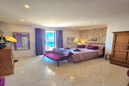 Villa Adrian - Six Bedroom Villa with Swimming pool and Sea View, Villa Adrian - Six Bedroom Villa with Swimming pool and Sea View - Photo 57