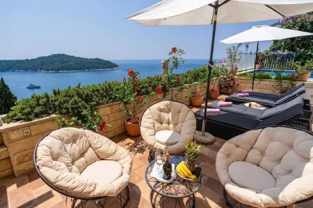 Villa Adrian - Six Bedroom Villa with Swimming pool and Sea View, Villa Adrian - Six Bedroom Villa with Swimming pool and Sea View - Photo 86