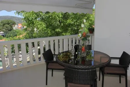 Holiday House Pine Tree - Three Bedroom Holiday Home with Pool, Holiday House Pine Tree - Three Bedroom Holiday Home with Pool - Photo 11