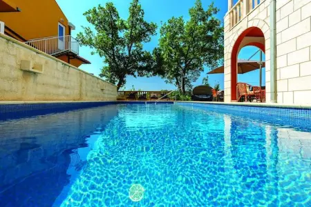 Villa Anka - Five-Bedroom Villa with Terrace and Swimming Pool, Villa Anka - Five-Bedroom Villa with Terrace and Swimming Pool - Photo 29