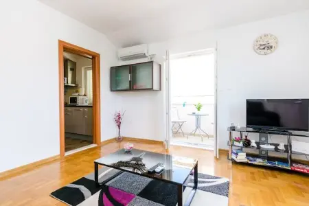Ana Apartment - One Bedroom Apartment with Balcony, Ana Apartment - One Bedroom Apartment with Balcony - Photo 5
