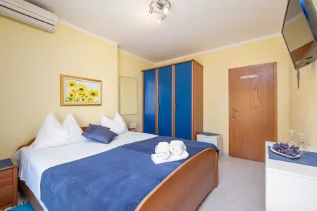 Rooms Tupina by Paulina - Standard Double Room with Balcony and Sea View (Room 3), Rooms Tupina by Paulina - Standard Double Room with Balcony and Sea View (Room 3) - Photo 19