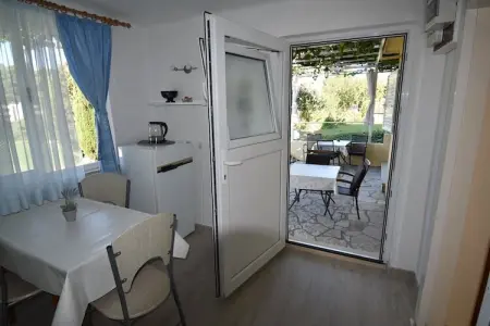 Guest House Kanjuo - Studio Apartment with Terrace and Garden View, Guest House Kanjuo - Studio Apartment with Terrace and Garden View - Photo 2