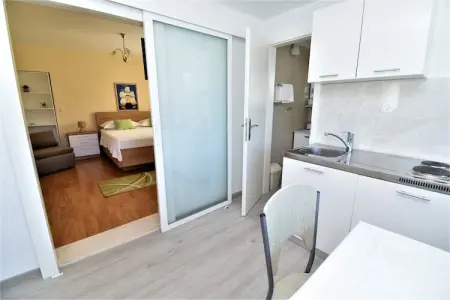 Guest House Kanjuo - Studio Apartment with Terrace and Garden View, Guest House Kanjuo - Studio Apartment with Terrace and Garden View - Photo 4