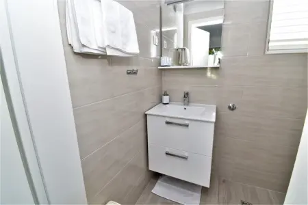 Guest House Kanjuo - Studio Apartment with Terrace and Garden View, Guest House Kanjuo - Studio Apartment with Terrace and Garden View - Photo 8