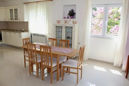 Apartment Siesta - Two-Bedroom Apartment with Balcony and Sea View, Apartment Siesta - Two-Bedroom Apartment with Balcony and Sea View - Photo 4