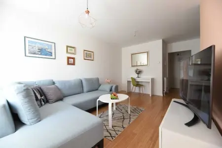 Mary's Apartment - One Bedroom Apartment, Mary's Apartment - One Bedroom Apartment - Photo 10