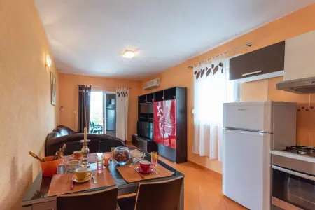 Apartments Karen - Two Bedroom Apartment with Balcony (A1), Apartments Karen - Two Bedroom Apartment with Balcony (A1) - Photo 3