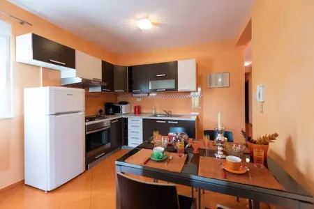 Apartments Karen - Two Bedroom Apartment with Balcony (A1), Apartments Karen - Two Bedroom Apartment with Balcony (A1) - Photo 4