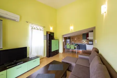 Apartments Karen - Standard One Bedroom Apartment with Balcony (A3), Apartments Karen - Standard One Bedroom Apartment with Balcony (A3) - Photo 1