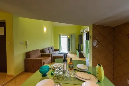 Apartments Karen - Standard One Bedroom Apartment with Balcony (A3), Apartments Karen - Standard One Bedroom Apartment with Balcony (A3) - Photo 2