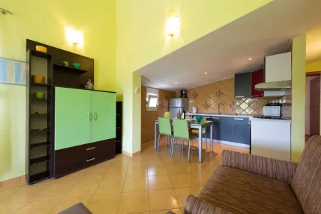Apartments Karen - Standard One Bedroom Apartment with Balcony (A3), Apartments Karen - Standard One Bedroom Apartment with Balcony (A3) - Photo 3