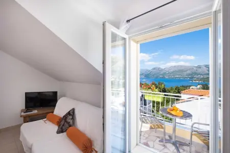 Castelletto - Superior Double Room with Balcony and Airport Transfer 2, Castelletto - Superior Double Room with Balcony and Airport Transfer 2 - Photo 15