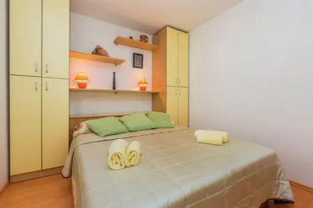 Apartments Paola - Studio Apartment with Terrace and Sea View, Apartments Paola - Studio Apartment with Terrace and Sea View - Photo 9