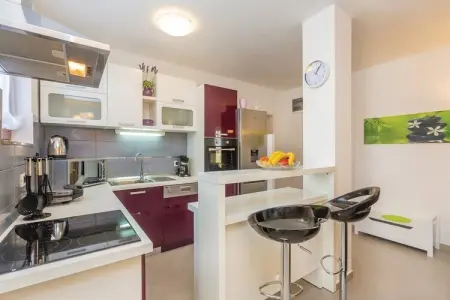 Apartments Paola - Two Bedroom Apartment with Terrace and Sea view, Apartments Paola - Two Bedroom Apartment with Terrace and Sea view - Photo 4