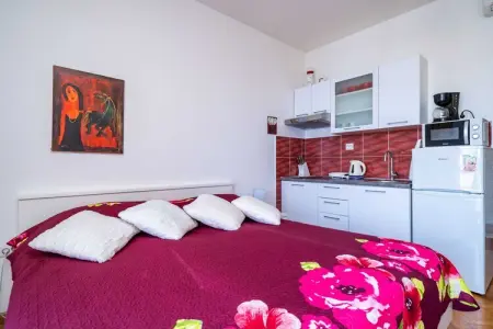 Apartments & Rooms Mara & Petrunjela - Studio Apartment with Balcony and Sea View (Studio s balkonom) - BR. 2, Apartments & Rooms Mara & Petrunjela - Studio Apartment with Balcony and Sea View - Photo 5