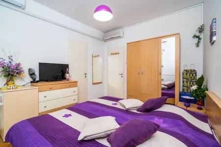 Apartments & Rooms Mara & Petrunjela - Double or Twin Room with Sea View - no. 4, Apartments & Rooms Mara & Petrunjela - Deluxe Double Room with Sea View - Photo 8