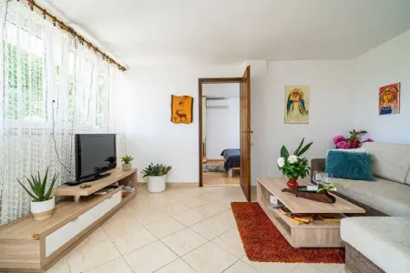 Apartments & Rooms Mara & Petrunjela - One Bedroom Apartment with Garden  (Apartman s pogledom na vrt) - BR. 6, Apartments & Rooms Mara & Petrunjela - One Bedroom Apartment with Garden - Photo 7