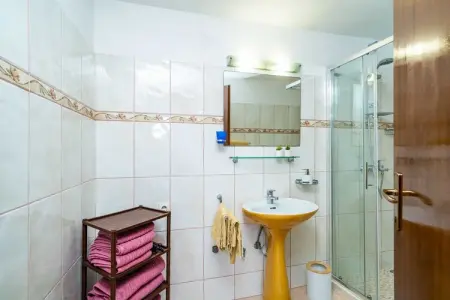 Apartments & Rooms Mara & Petrunjela - One Bedroom Apartment with Garden  (Apartman s pogledom na vrt) - BR. 6, Apartments & Rooms Mara & Petrunjela - One Bedroom Apartment with Garden - Photo 20