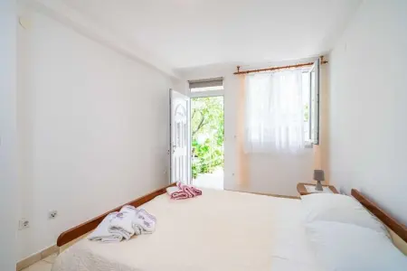 Apartments Zarac - One Bedroom Apartment with Terrace, Apartments Zarac - One Bedroom Apartment with Terrace - Photo 2