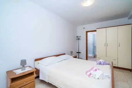 Apartments Zarac - One Bedroom Apartment with Terrace, Apartments Zarac - One Bedroom Apartment with Terrace - Photo 3