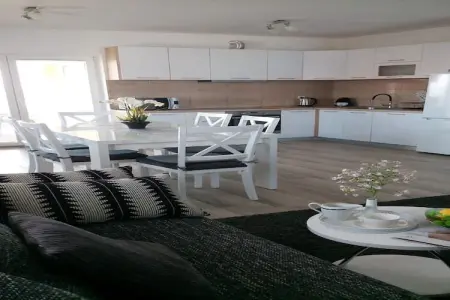 Apartment Villa Bijele Stijene - Two Bedroom Apartment with Terrace and Sea View, Apartment Villa Bijele Stijene - Two Bedroom Apartment with Terrace and Sea View - Photo 1