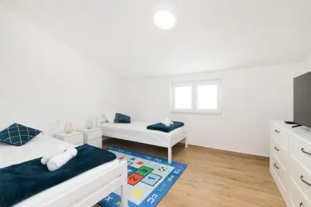 Apartments Mistral - Three Bedroom Apartment with Balcony and Shared Swimming Pool A2, Apartments Mistral - Three Bedroom Apartment with Balcony and Shared Pool - Photo 10