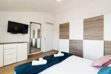 Apartments Mistral - Three Bedroom Apartment with Balcony and Shared Swimming Pool A2, Apartments Mistral - Three Bedroom Apartment with Balcony and Shared Pool - Photo 11