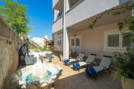 Villa Aura - Comfort double room, Villa Aura - Executive Business room - Photo 9