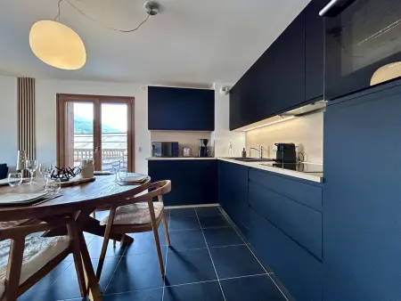 Appartement lumineux 2 chambres avec terrasse et garage privé à Briançon - Photo 2