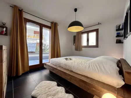 Appartement lumineux 2 chambres avec terrasse et garage privé à Briançon - Photo 3
