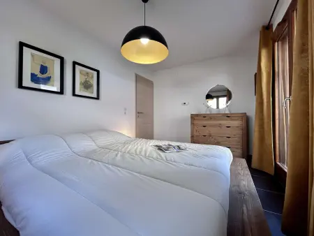 Appartement lumineux 2 chambres avec terrasse et garage privé à Briançon - Photo 9