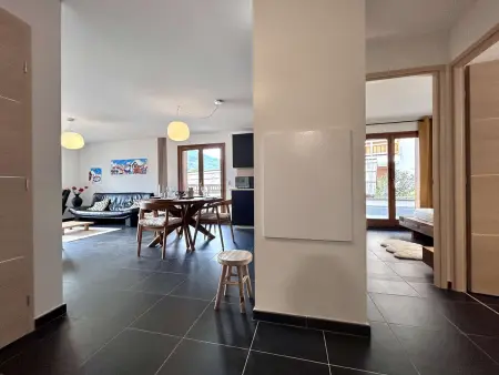 Appartement lumineux 2 chambres avec terrasse et garage privé à Briançon - Photo 16