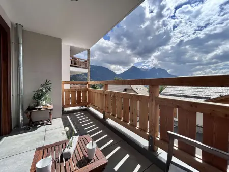 Appartement lumineux 2 chambres avec terrasse et garage privé à Briançon - Photo 21