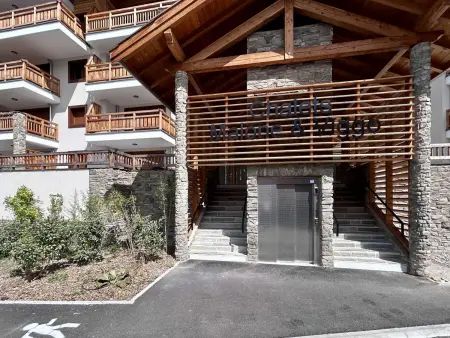 Appartement lumineux 2 chambres avec terrasse et garage privé à Briançon - Photo 33