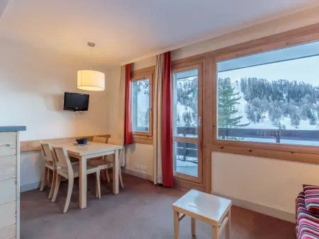 Appartement confortable avec balcon ensoleillé et parking couvert - Photo 1